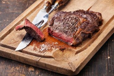 Medium-rare-steak